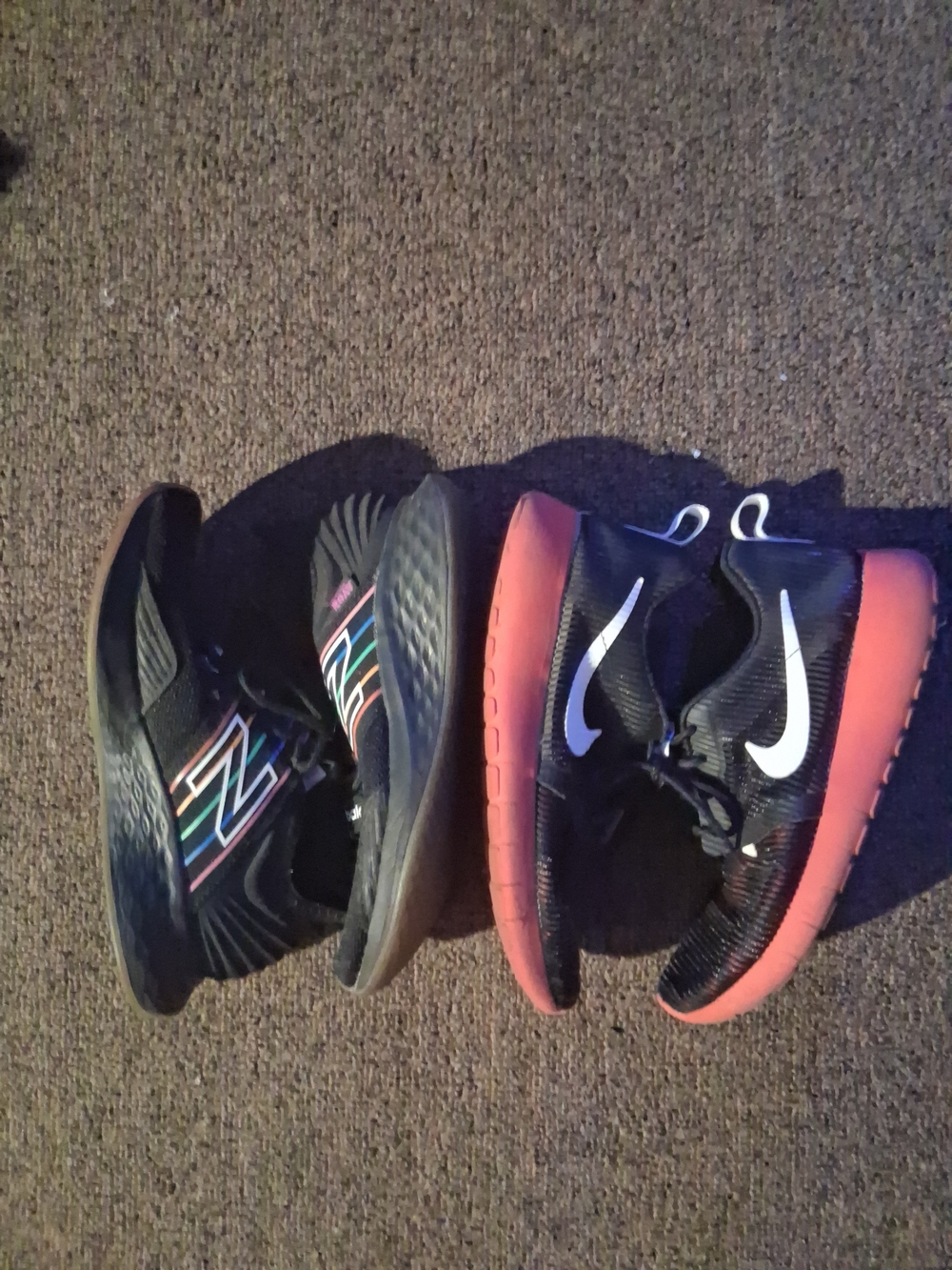2x Sz 7.5Nike Womens Nike Roshe One Flight & New Balance Fresh Foam ROAV Pride